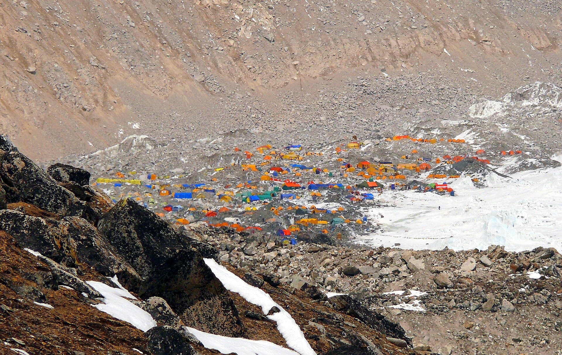 Mount Everest and the Khumbu valley seen from Kala Patthar, Nepal